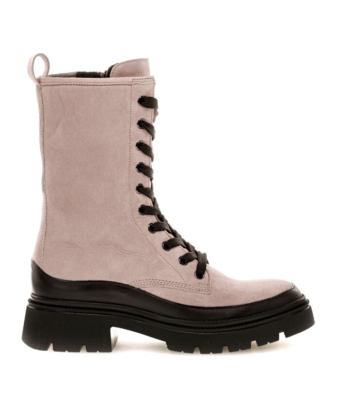 bottines-a-lacets-en-daim