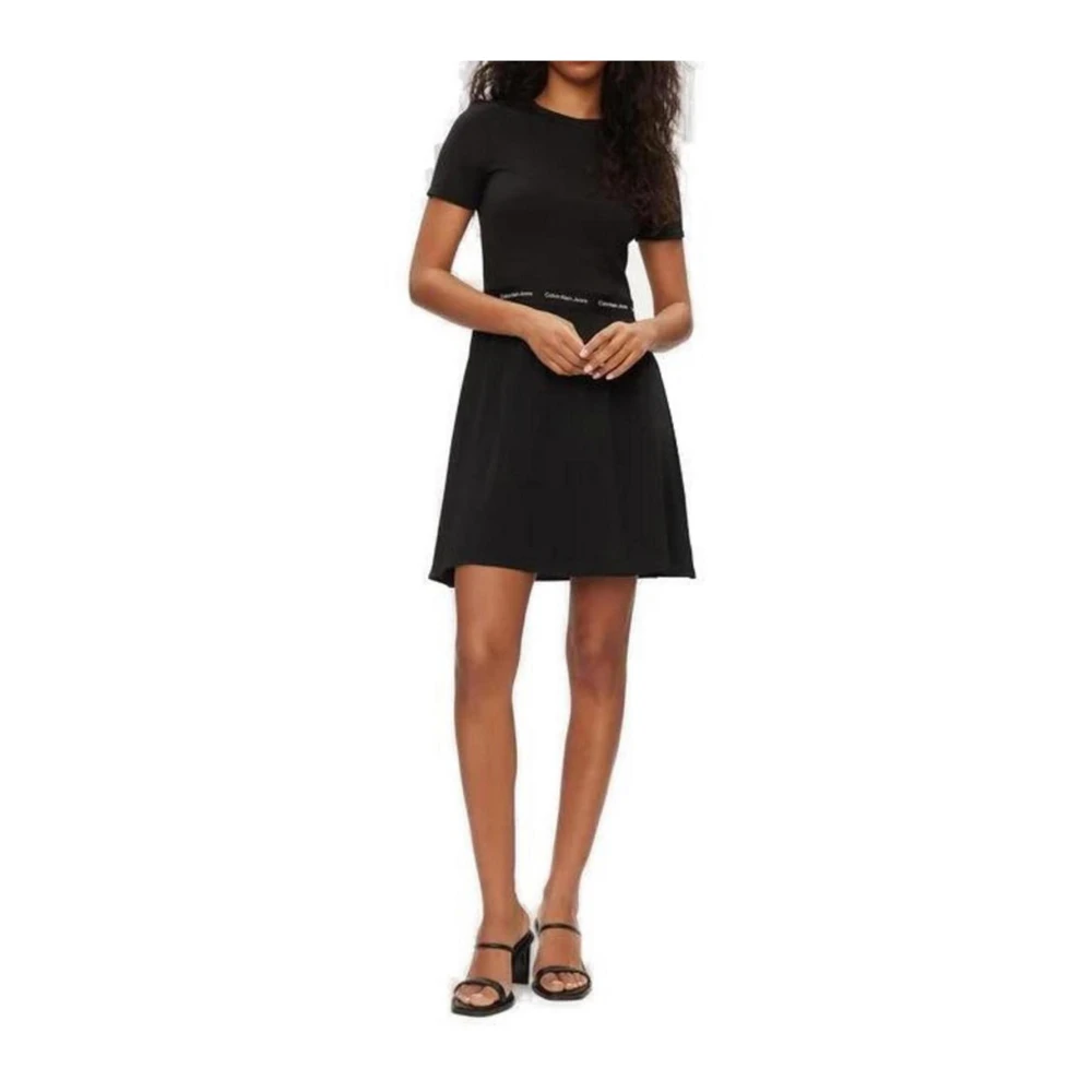 Calvin Klein Jeans Zwarte Viscose Korte Jurk Damesmode Black Dames