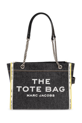 the-medium-tote