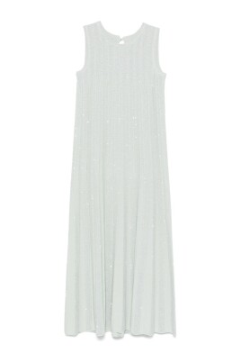 green-flowing-dress-for-women