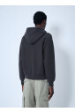 sweat-shirt-a-capuche-zippe