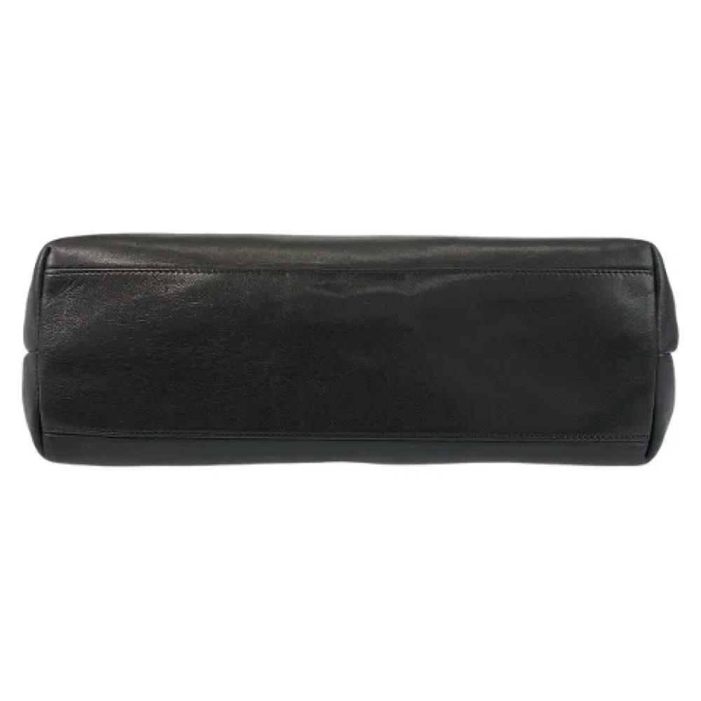Salvatore Ferragamo Pre-owned Leather shoulder-bags Black Dames