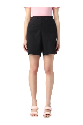 black-tailored-shorts