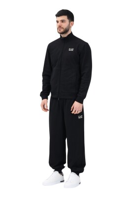 svart-herr-tracksuit-set-var-sommar