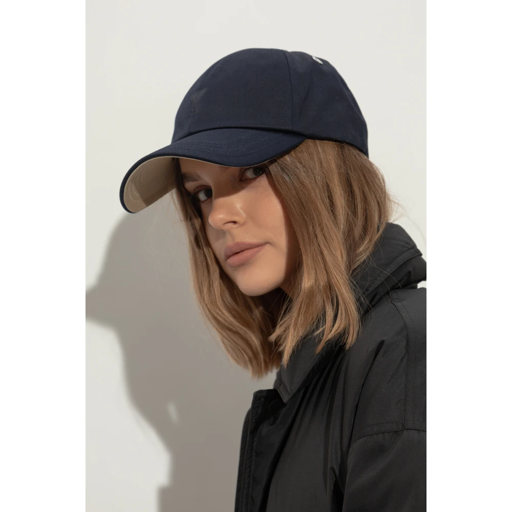 Ami Paris Pet met Logo Blue Unisex