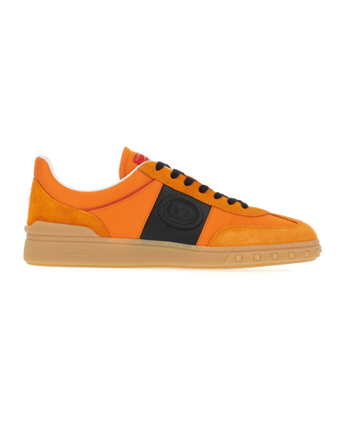 stylish-sneakers-for-a-trendy-look