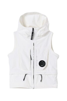 black-softshell-vest-with-goggle-detail