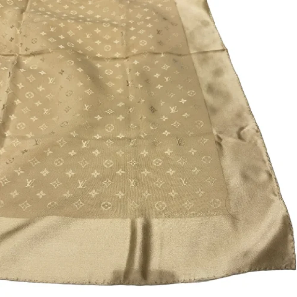 Louis Vuitton Vintage Pre-owned Silk scarves Beige Dames