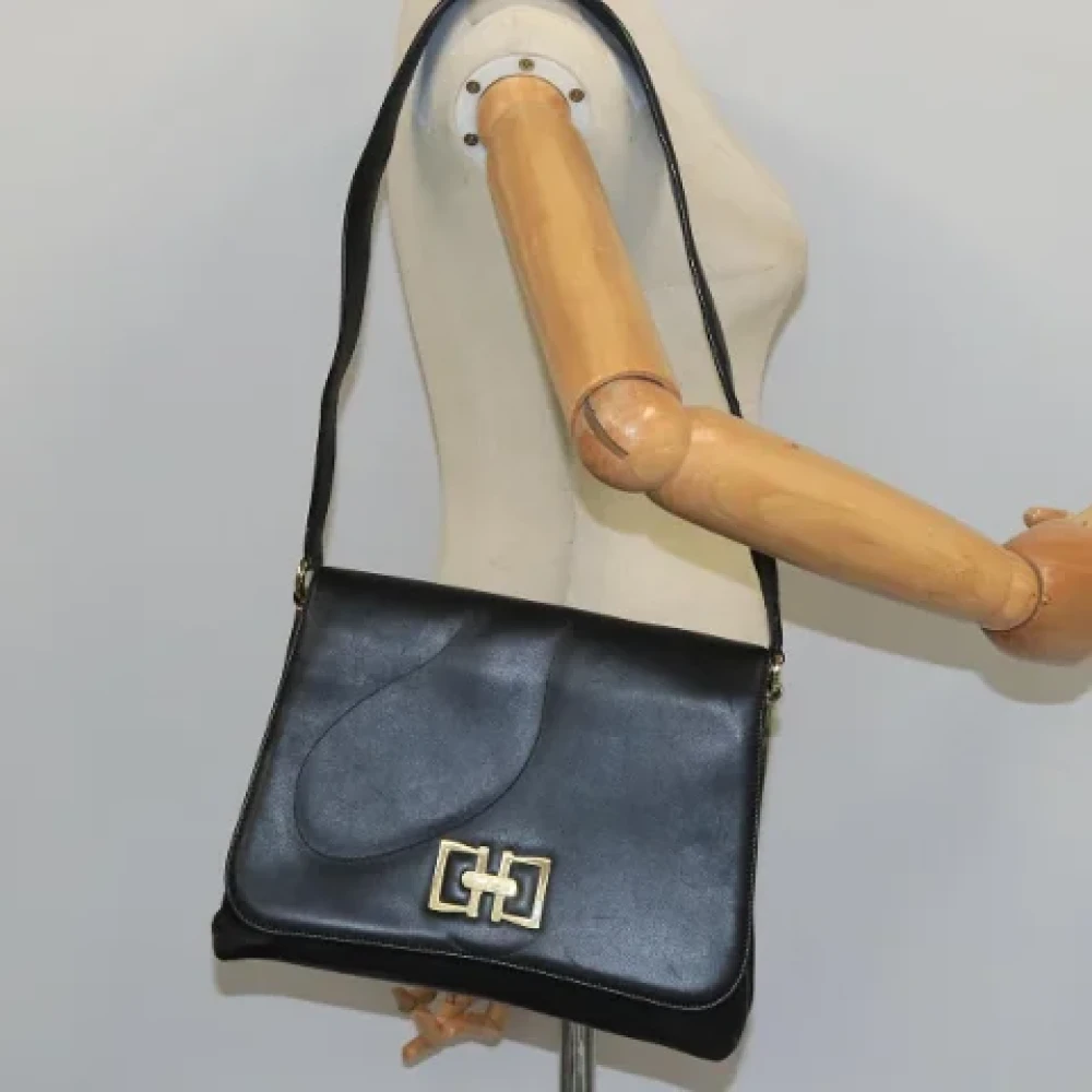 Salvatore Ferragamo Pre-owned Leather shoulder-bags Black Dames