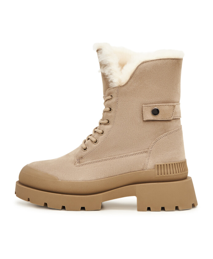 suede-lace-up-enkellaarzen-modieus-veelzijdig