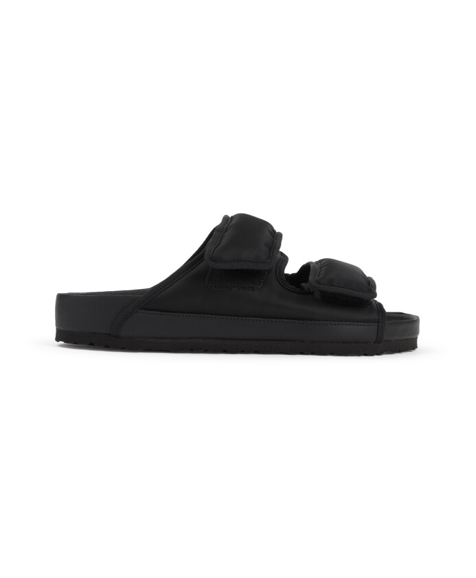 black-sandals-for-men-ss25