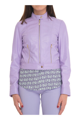 veste-de-motard-en-cuir-avec-fermeture-eclair