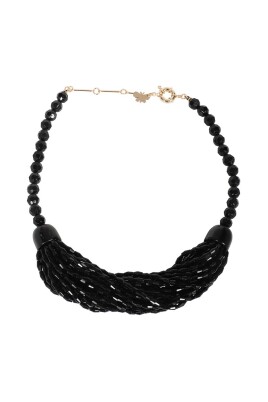 chic-beaded-necklace-with-hinge-closure