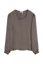 chemise-en-satin-avec-elements-de-design-classiques