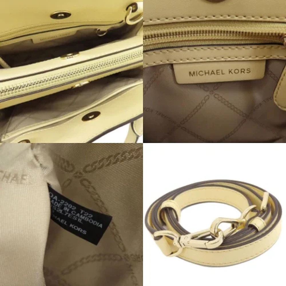 Michael Kors Pre-owned Plastic handbags Beige Dames