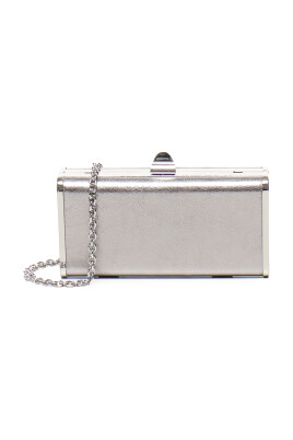 silver-leather-shoulder-bag-with-closure