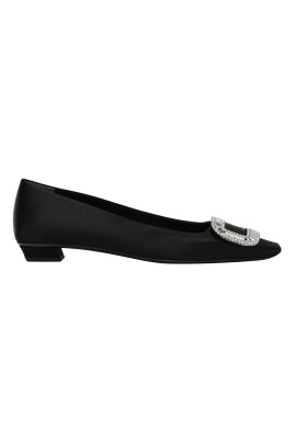 round-toe-ballerina-shoes
