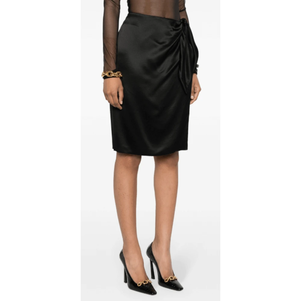 Saint Laurent Satijnen Rok met Knoopdetail Black Dames
