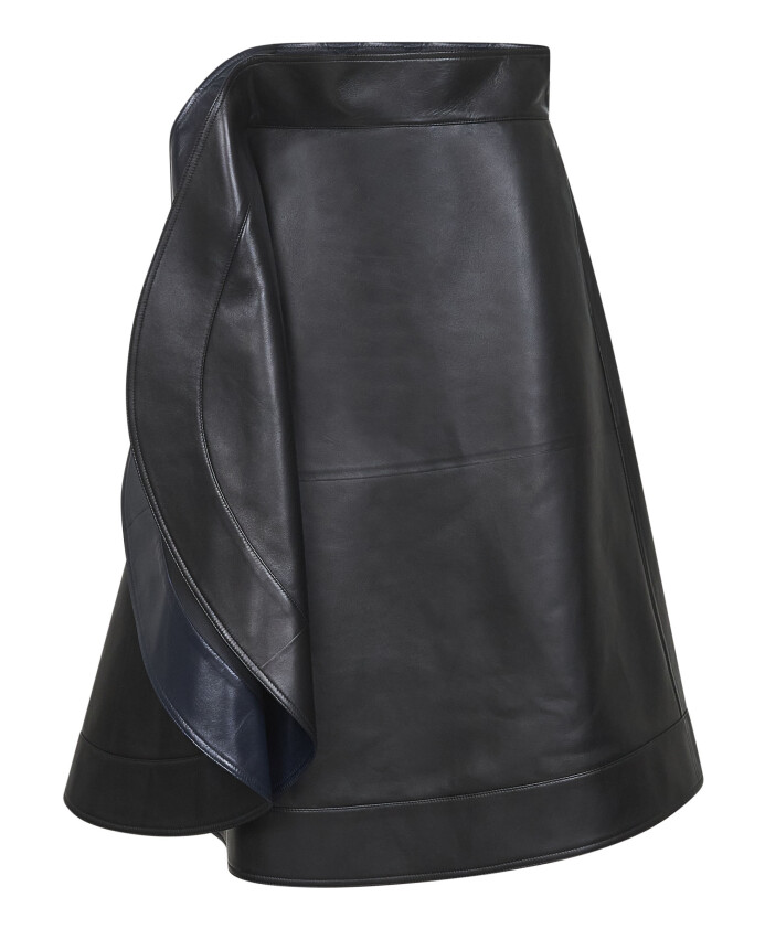 jupe-midi-en-cuir-noir-a-line