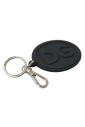 porte-cles-en-metal-avec-logo-dg-en-caoutchouc-noir