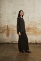 longue-jupe-noire-taille-haute