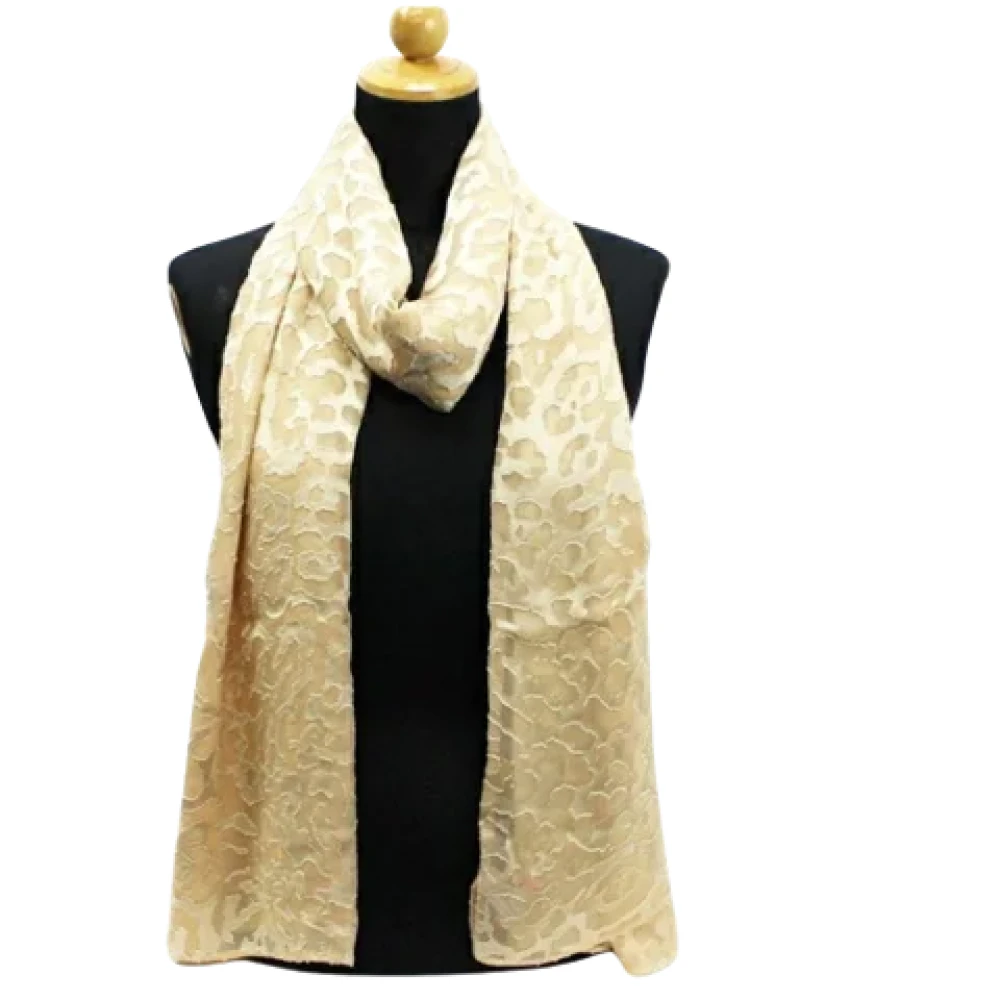 Salvatore Ferragamo Pre-owned Silk scarves Beige Dames