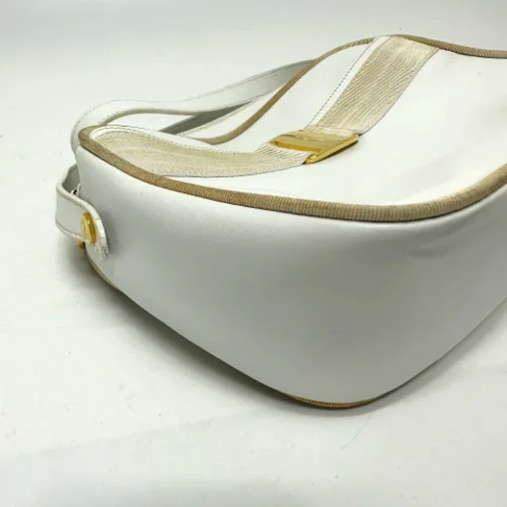 Salvatore Ferragamo Pre-owned Leather shoulder-bags White Dames