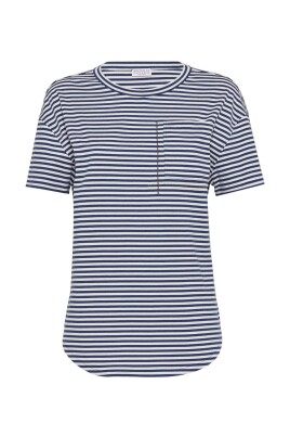 stylish-crewneck-t-shirts-and-polos