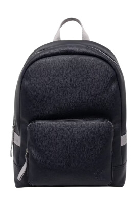 modern-cargo-backpack-with-minimalist-design