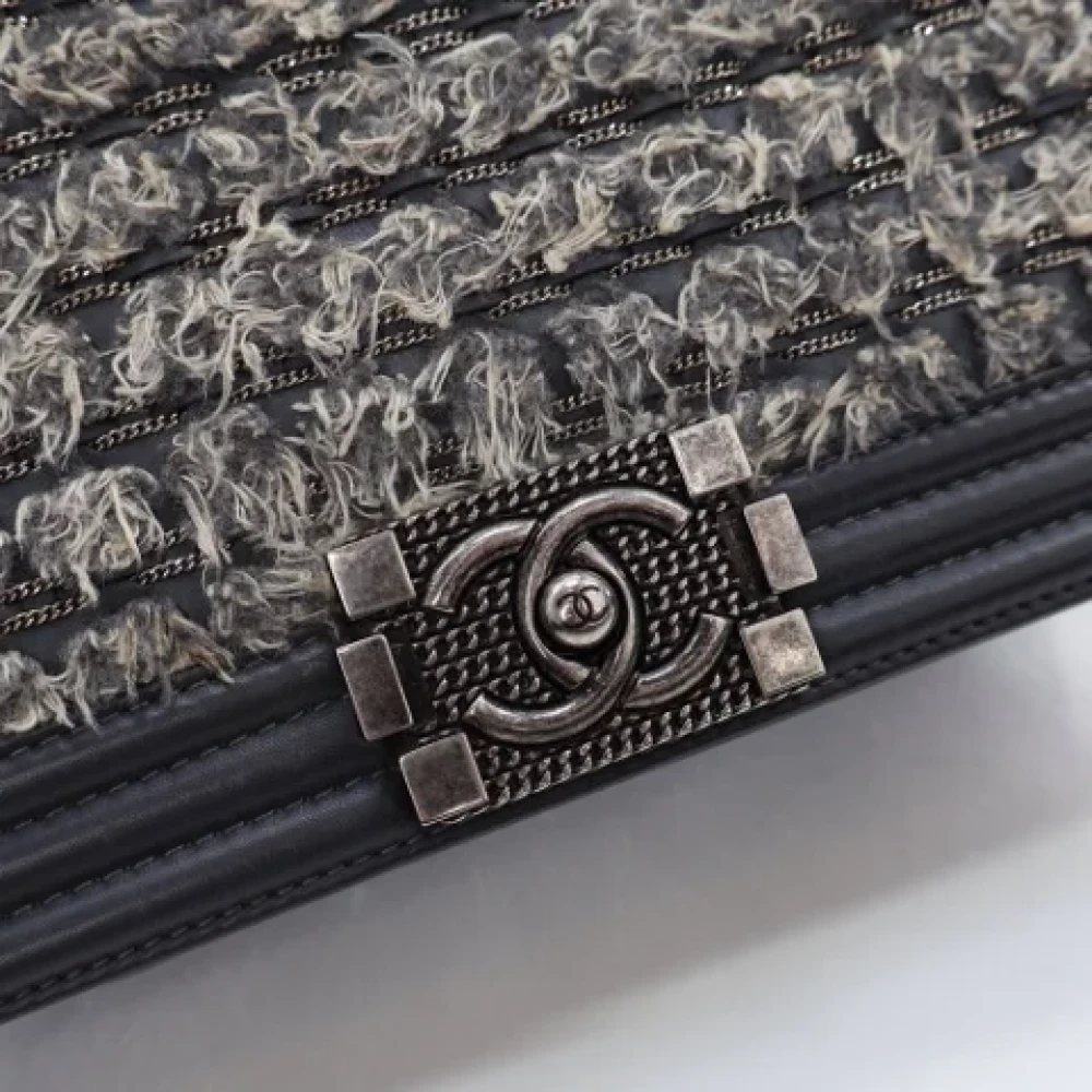 Chanel Vintage Pre-owned Leather handbags Gray Dames