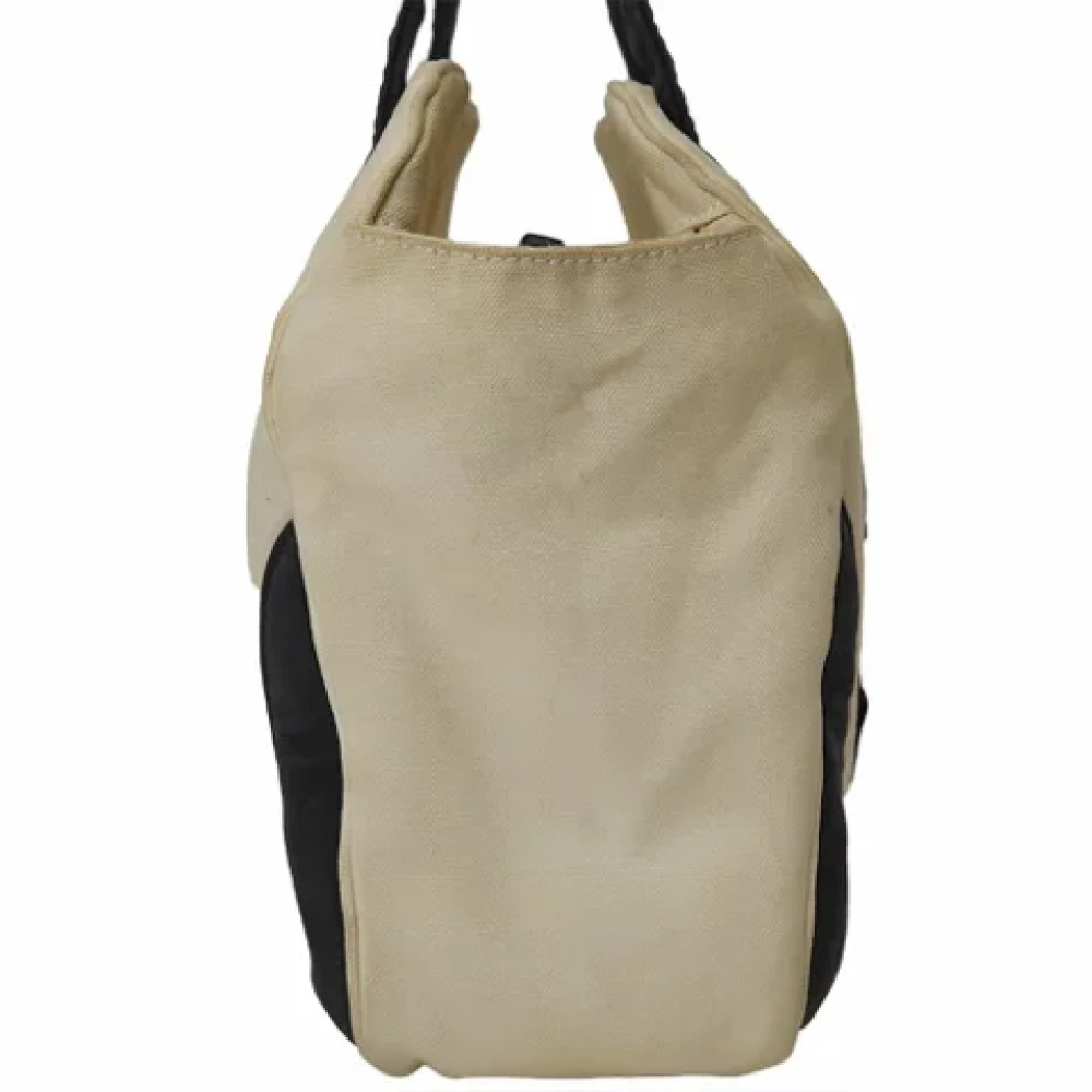 Chanel Vintage Pre-owned Canvas chanel-bags Beige Dames