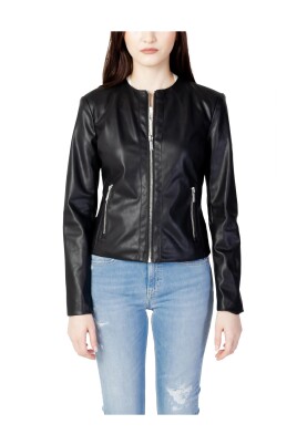 black-zip-up-blazer