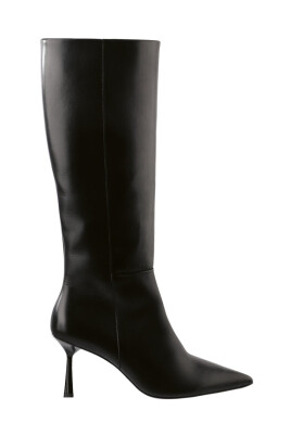 black-ankle-boots-for-women