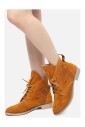 bottines-en-cuir-perfore-orange