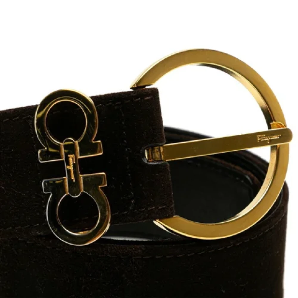 Salvatore Ferragamo Pre-owned Leather belts Brown Dames