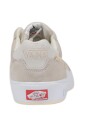 collection-de-baskets-en-daim-beige