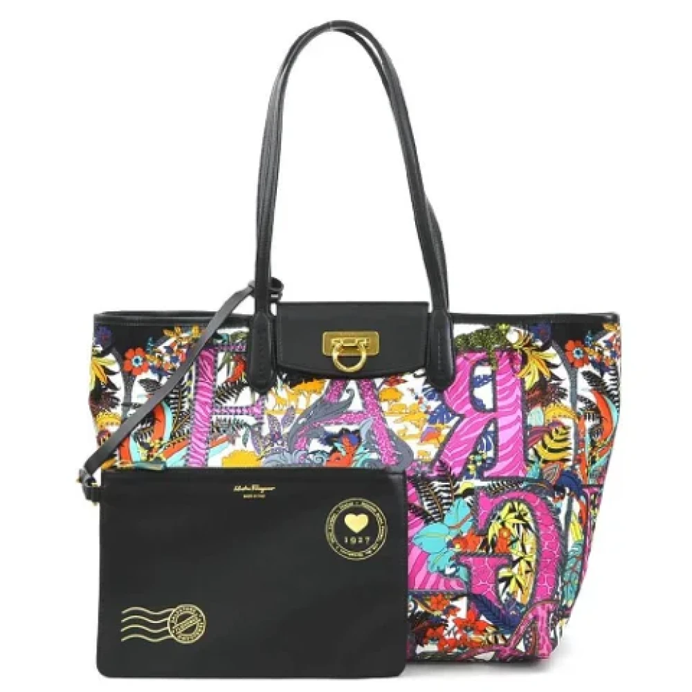 Salvatore Ferragamo Pre-owned Leather shoulder-bags Multicolor Dames