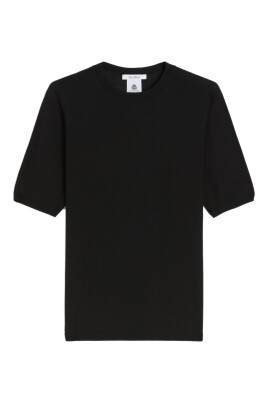 pull-en-laine-noir-a-col-rond