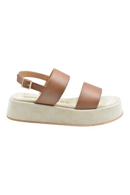 chaussures-plates-en-cuir-marron