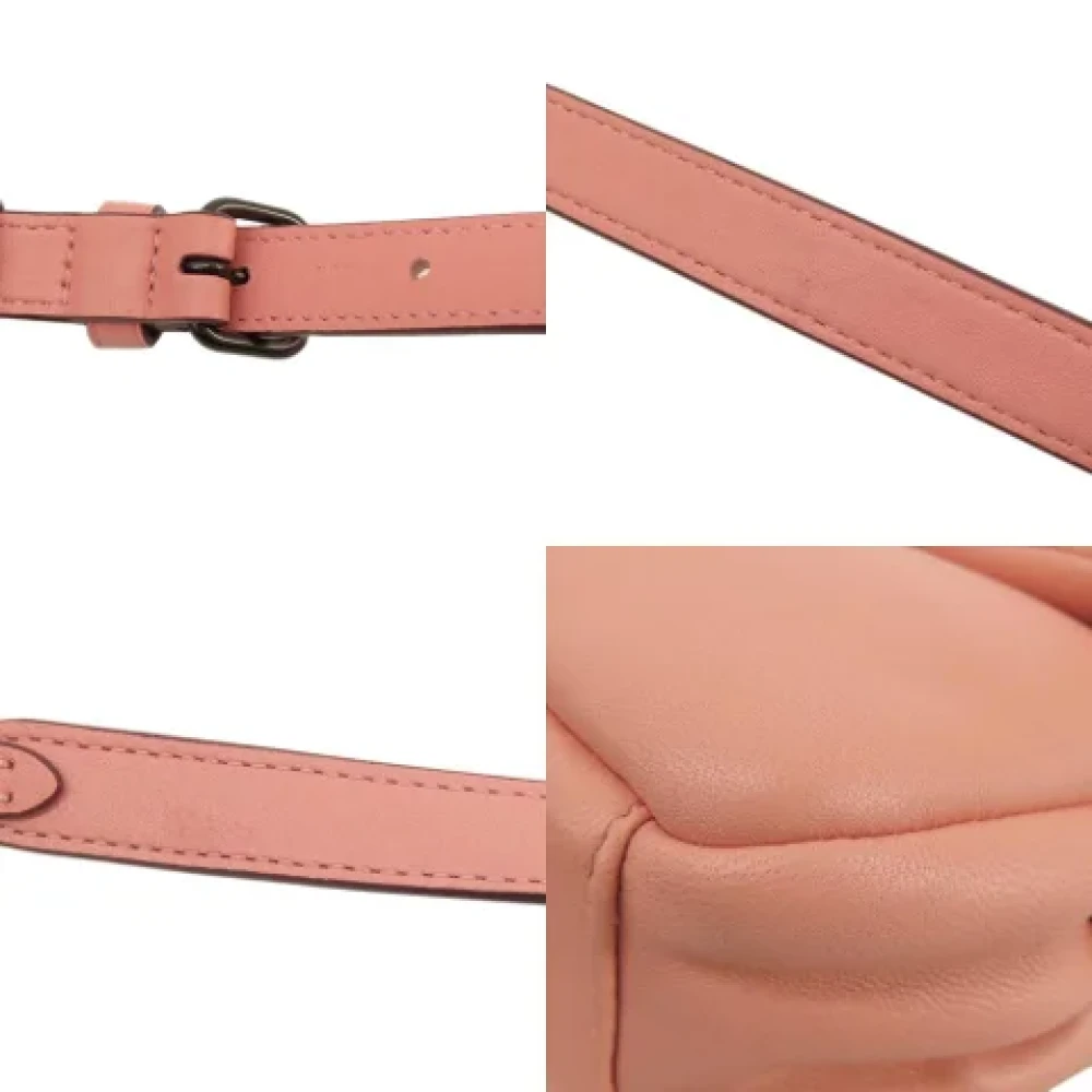 Coach Pre-owned Leather handbags Pink Dames
