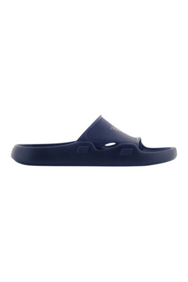 blue-flip-flops-and-sliders