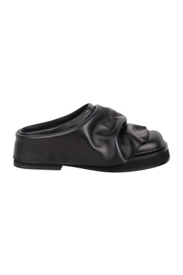 square-toe-leather-slip-on-sandals