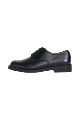 black-flat-lace-up-shoes