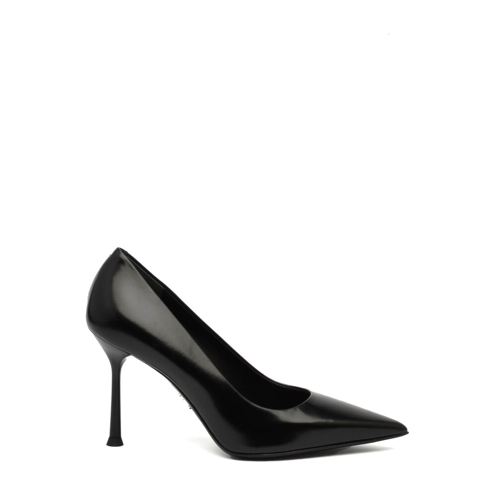 Shop fashion from Sergio Levantesi