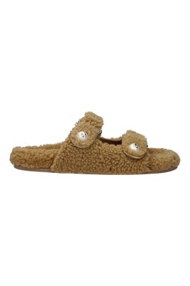 chausson-en-tissu-marron-avec-fermeture-a-bride