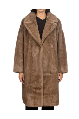 Ecopelliccia Modello Cappotto Cammello