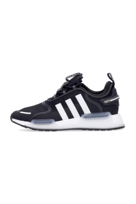 Lågskurna sneakers med Boost-dämpning
