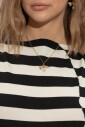 collier-avec-pendentif