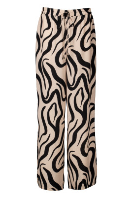 beige-pants-252178