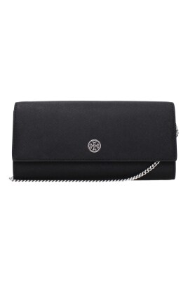 black-leather-clutch-bag